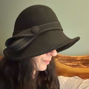 André made in Canada (Montreal) wool hat with felt finish